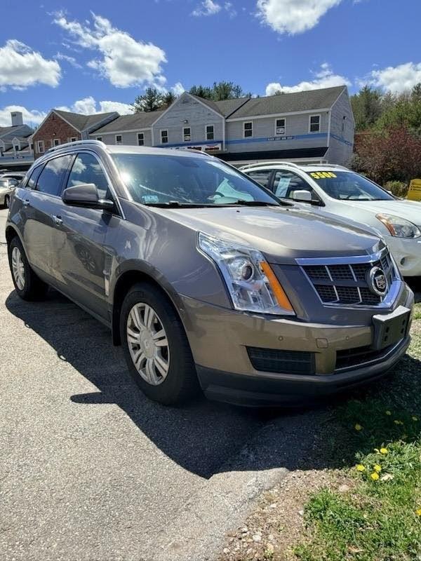 2012 CADILLAC SRX Luxury - Image 2